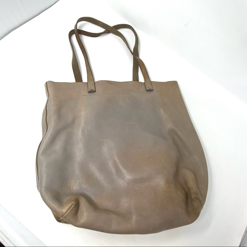 Madewell Medium Transport Tote F5788 English Saddle Leather